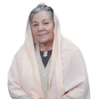Bedia Ener as Hacı Anne