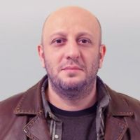 Serkan Keskin as Yılmaz Öztürk